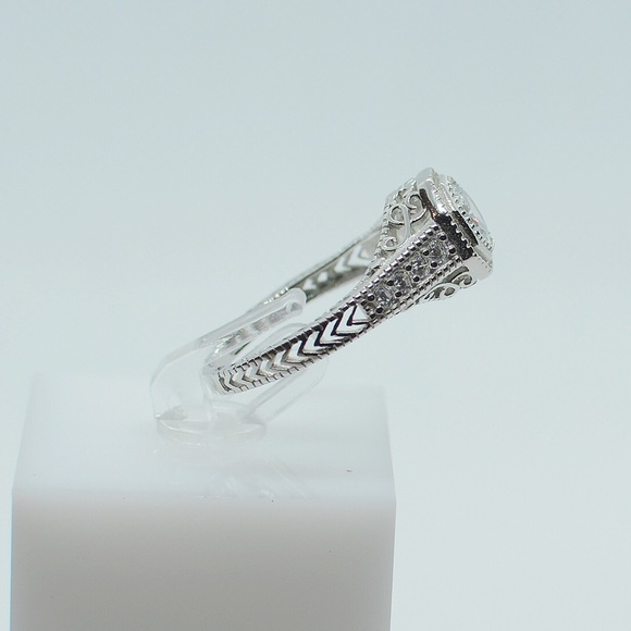 Oval Solitaire 925 Sterling Silver Engagement Ring - Picture 2 of 7